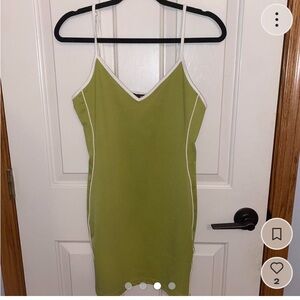 Light green tennis dress (size large)